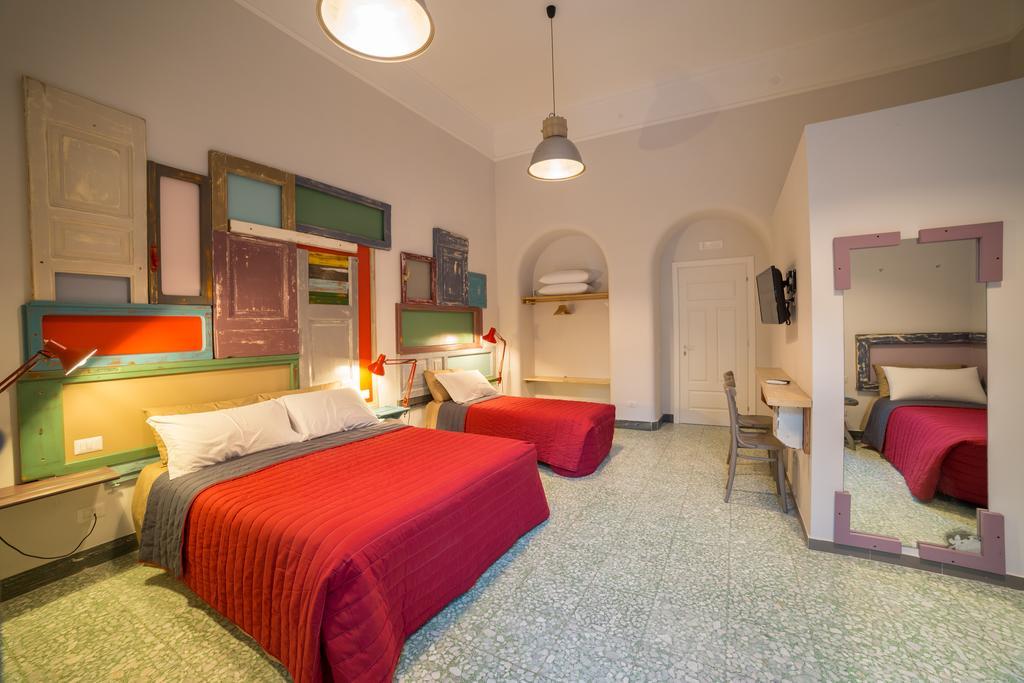 The Foria House By House In Naples Bed & Breakfast Стая снимка