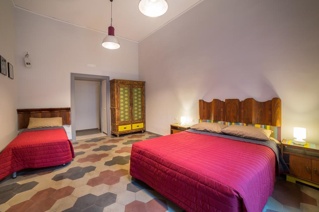 The Foria House By House In Naples Bed & Breakfast Стая снимка