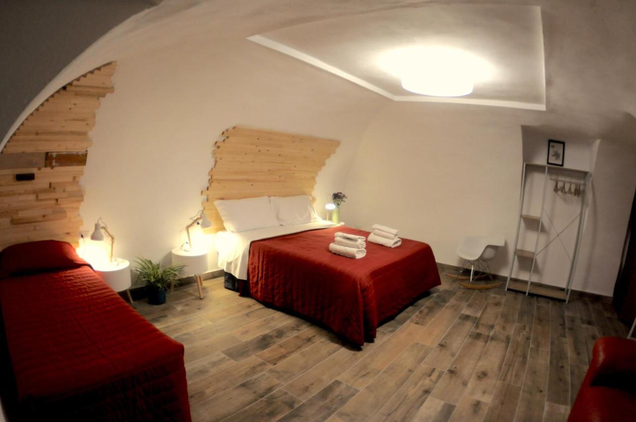 The Foria House By House In Naples Bed & Breakfast Екстериор снимка
