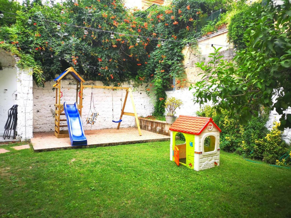 The Foria House By House In Naples Bed & Breakfast Екстериор снимка